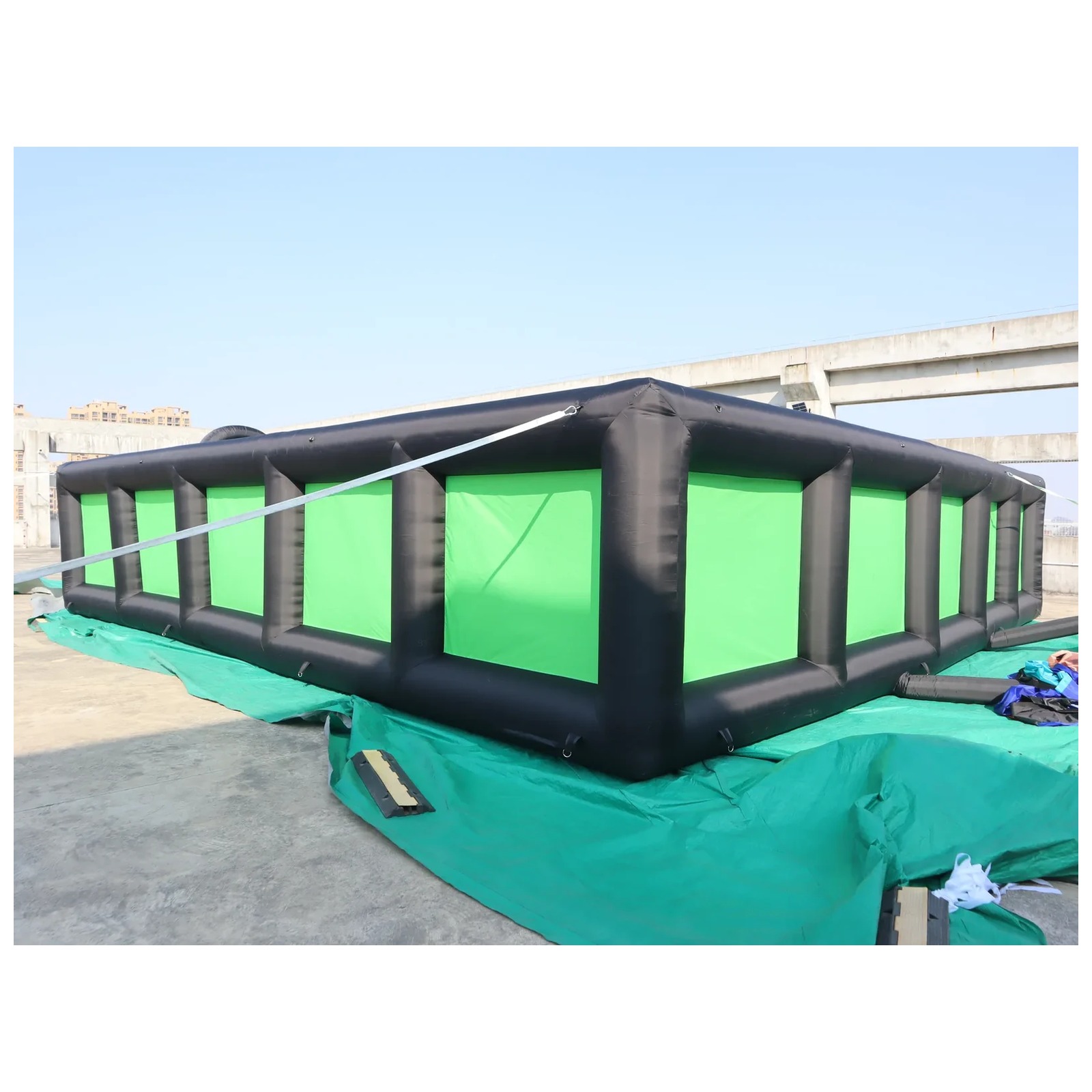 Mê cung bơm hơi ngoài trời màu - đánh giá và giá Outdoor Adventure Rentals
